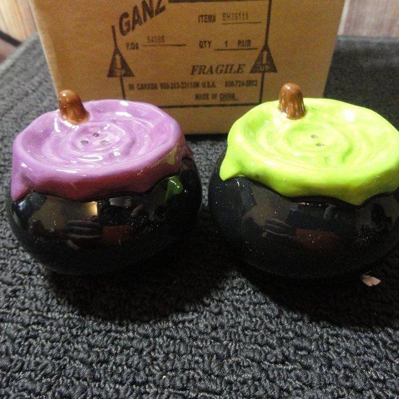 Halloween Witches Cauldron colorful Salt&Pepper shaker set, NEW~Witches … - Picture 5 of 6